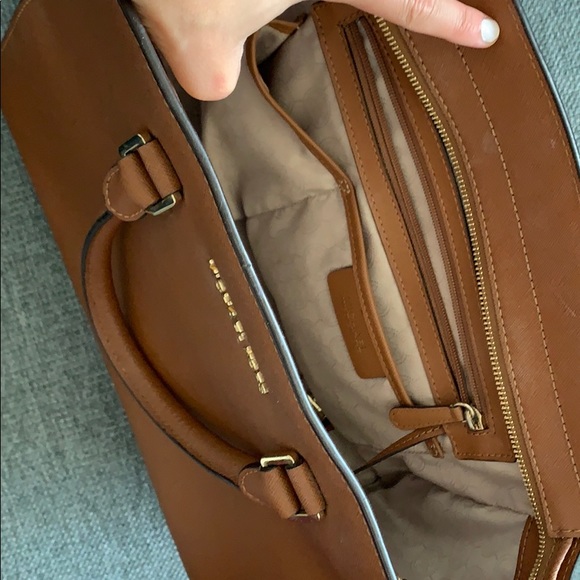 Michael Kors Selma Handbag | RARE - Picture 6 of 11